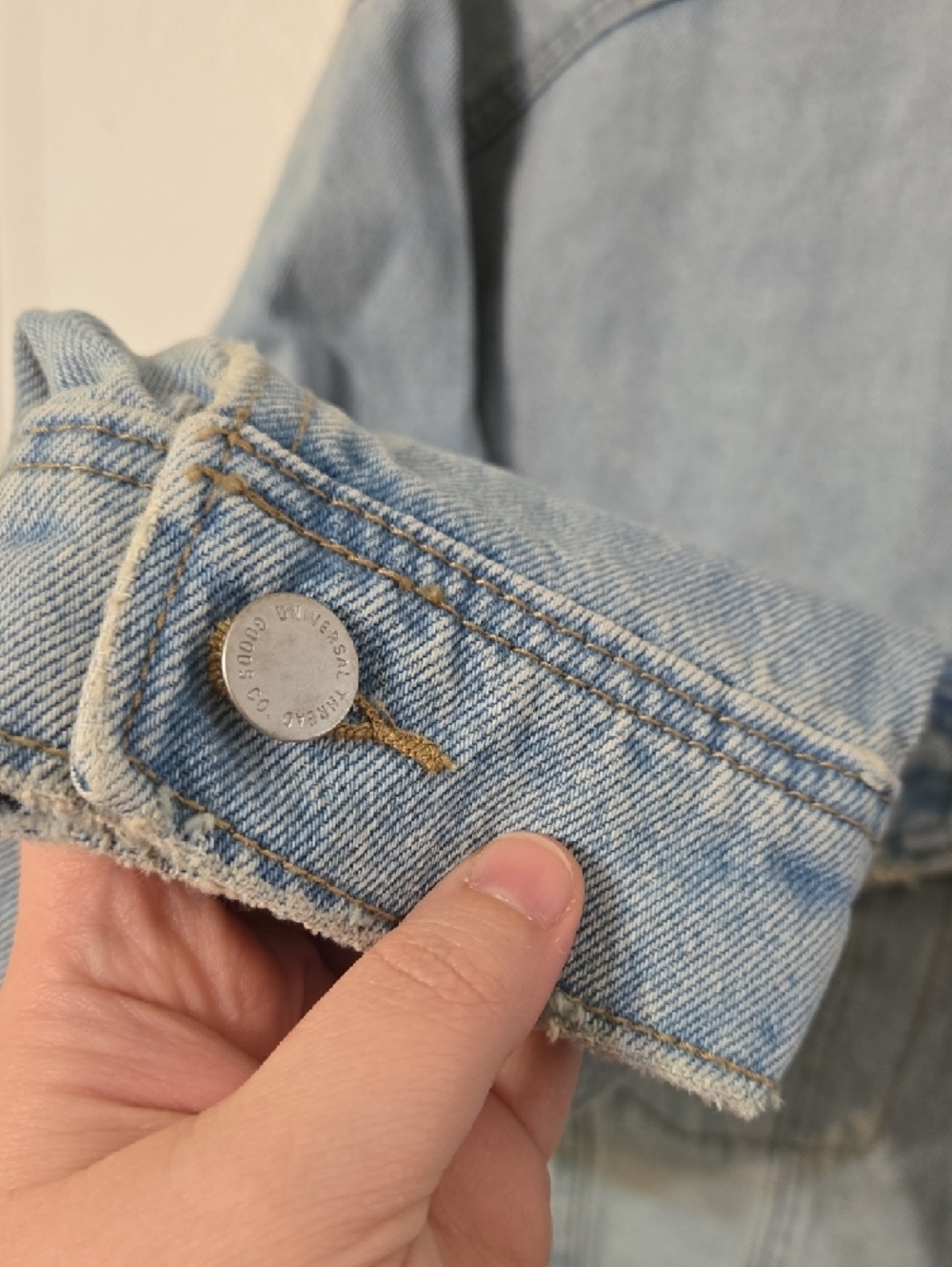 Universal Thread Light Blue Denim Jean Jacket - Picture 3 of 9